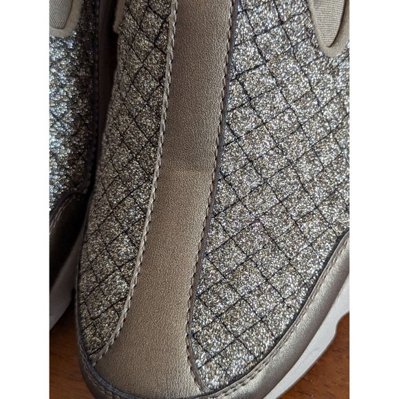 Easy Spirit Traveltime Slip-on Sneaker - Picture 2 of 6